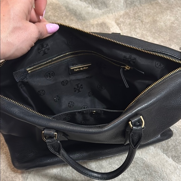 Tory Burch Black Leather Bag - Picture 4 of 6